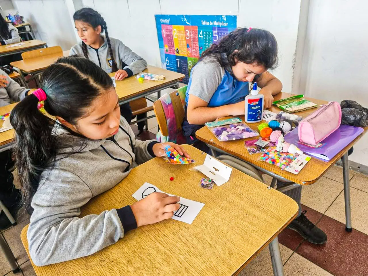 Vista de ESCUELA ARTURO HUGHES CERNA 2